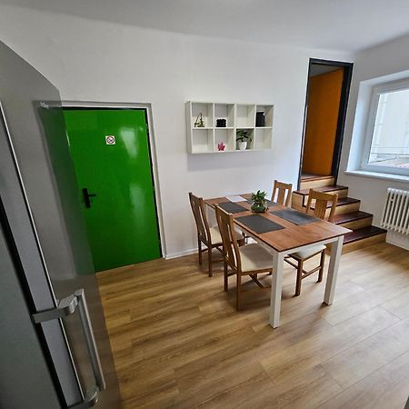 Hotel Squash Centrum Prievidza Quarto foto